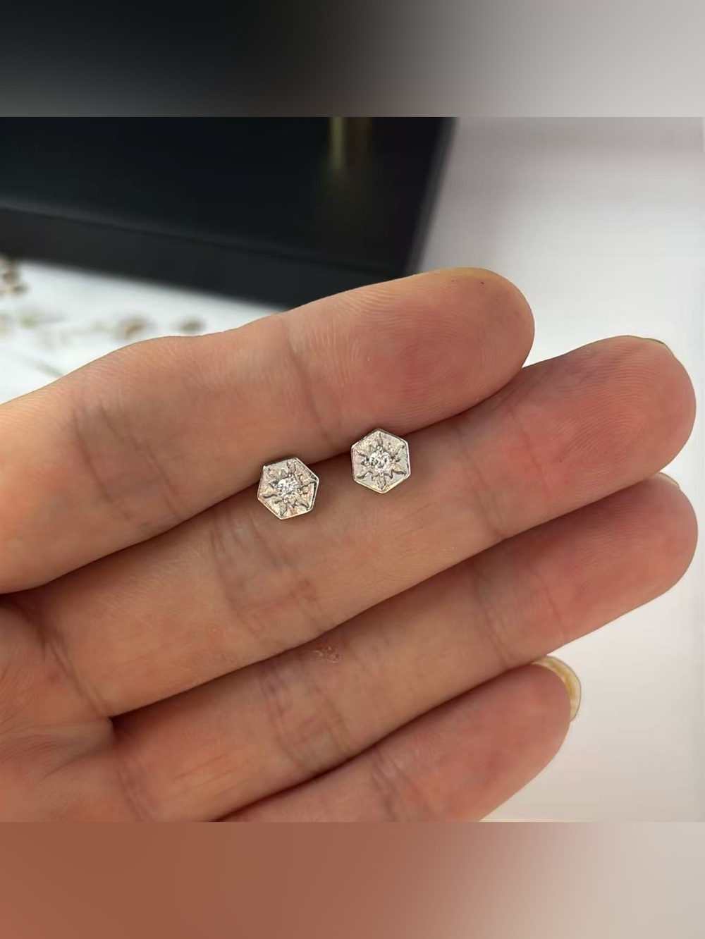 7mm CZ Sun Stud Earrings for Men Women Streetwear Hip Hop Punk Unisex Style